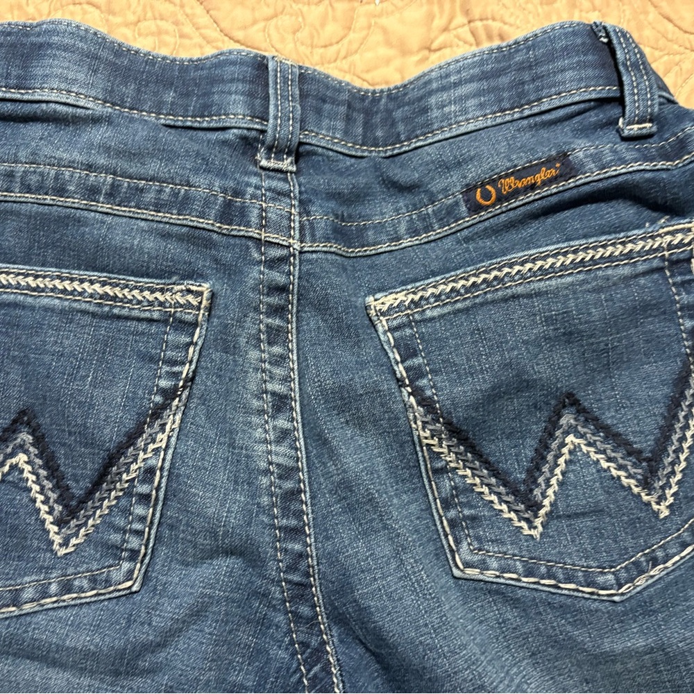 Wrangler Willow Women's Flare Jeans in Deep Blue - Picture 4 of 6
